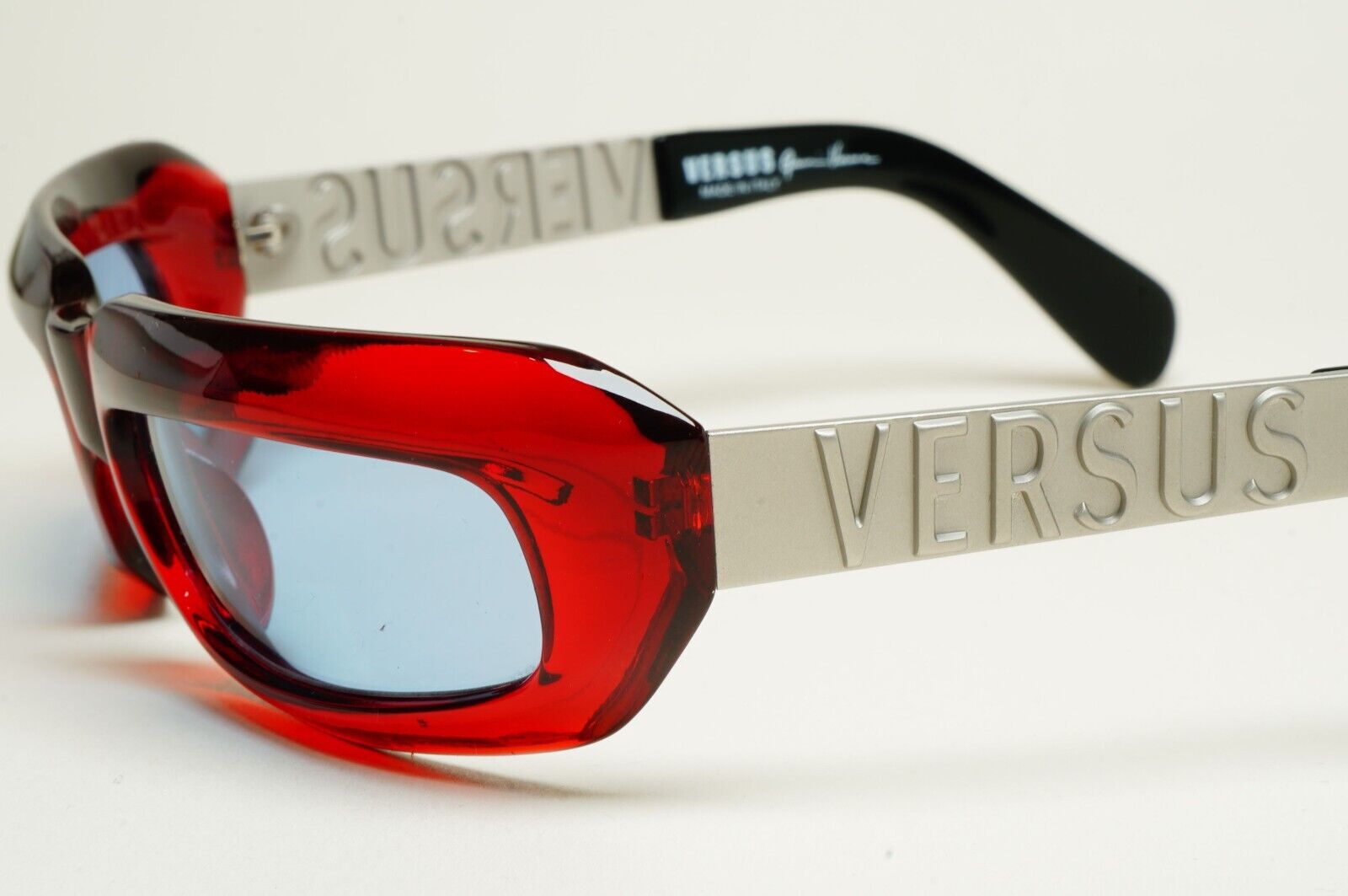Versus Sunglasses 1996 by Gianni Versace Vintage Dark Red MOD E48/A COL 415