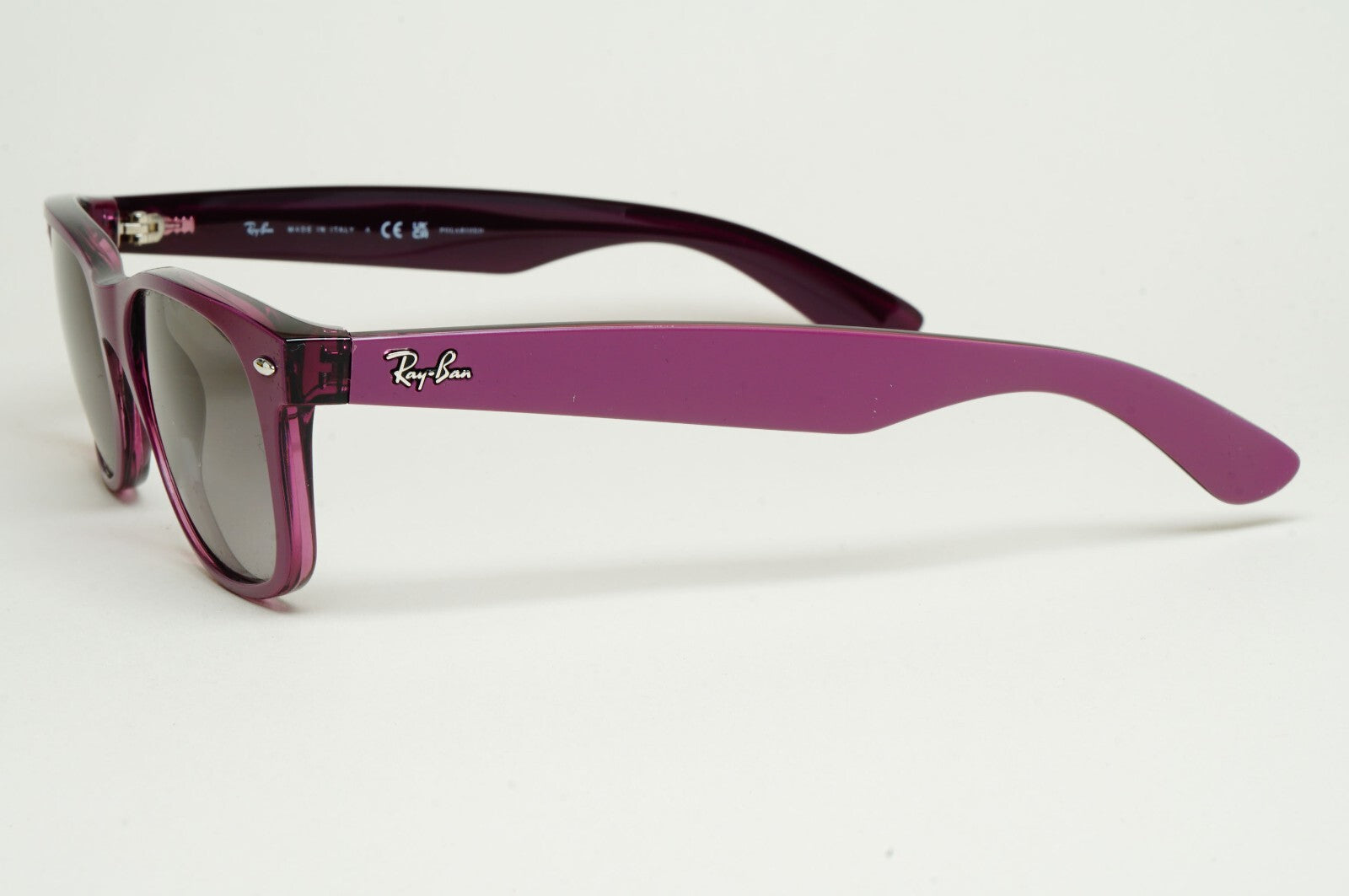 Ray-Ban Sunglasses Polarised New Wayfarer Grey Violet RB 2132 6606/M3 55mm