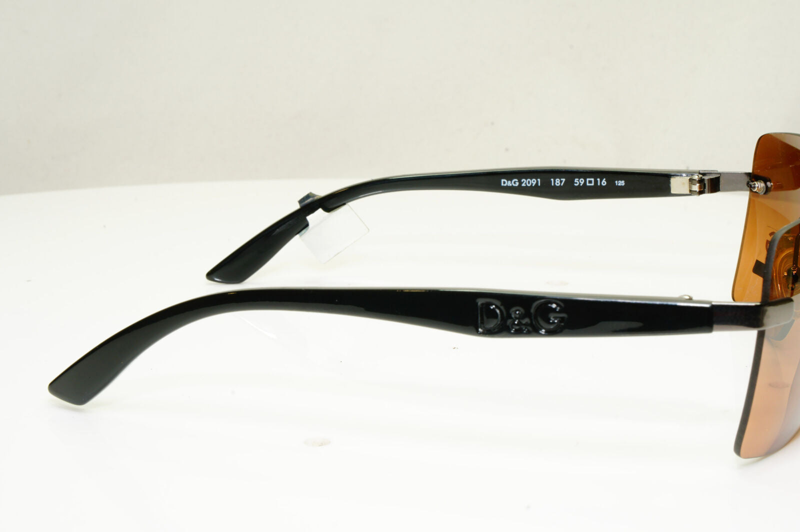 Authentic DOLCE & GABBANA Womens Vintage Sunglasses Black D&G 2091 187 30826