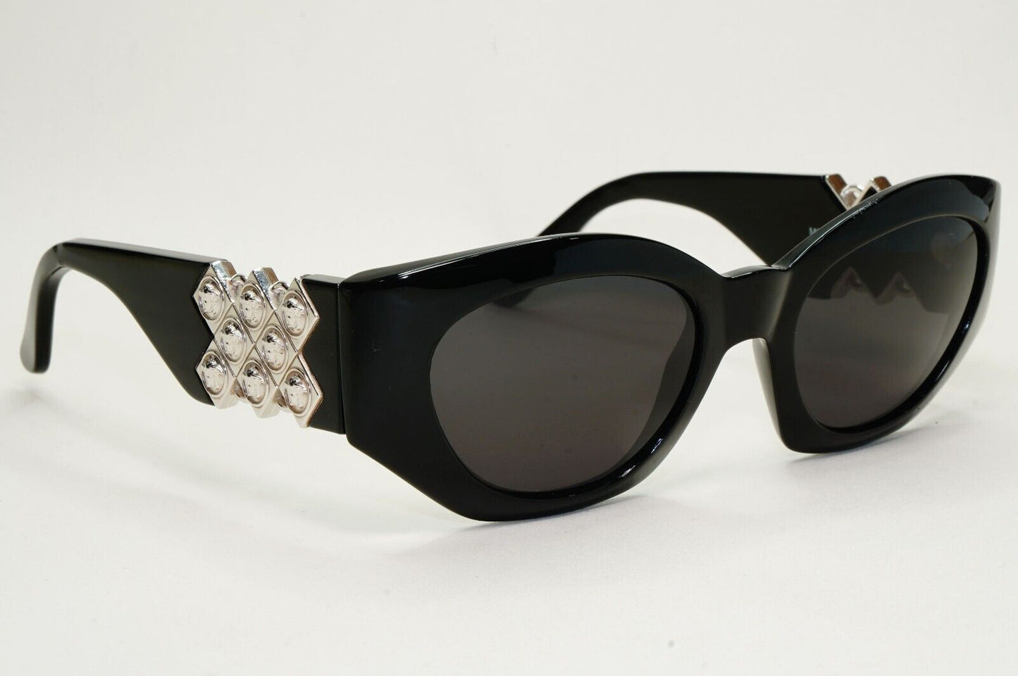 Versace Sunglasses 1996 Vintage Silver Medusa Black MOD 420/Z COL 852 120824