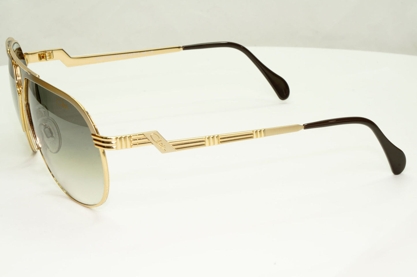 Cazal 24K Gold Plated Sunglasses Grey Gradient Smoke Mens Pilot MOD 9083 COL 002