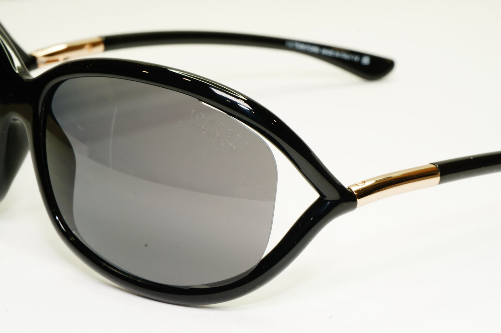 Authentic Tom Ford Womens Black Gold Polarized Sunglasses Jennifer TF 8 01D