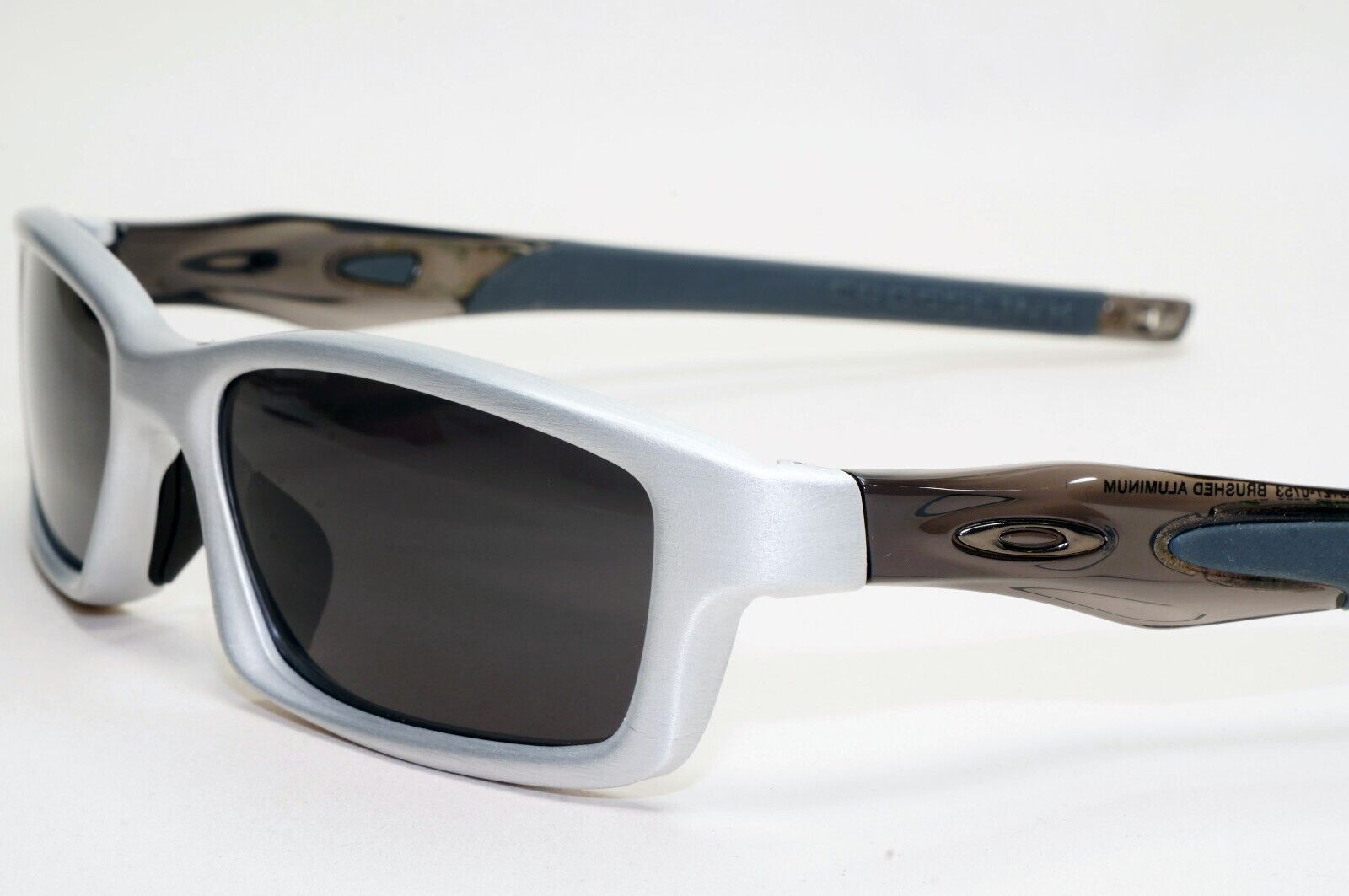 Oakley Sunglasses Crosslink Pro Aluminum Brushed Metal Frame Grey OX 3127 07