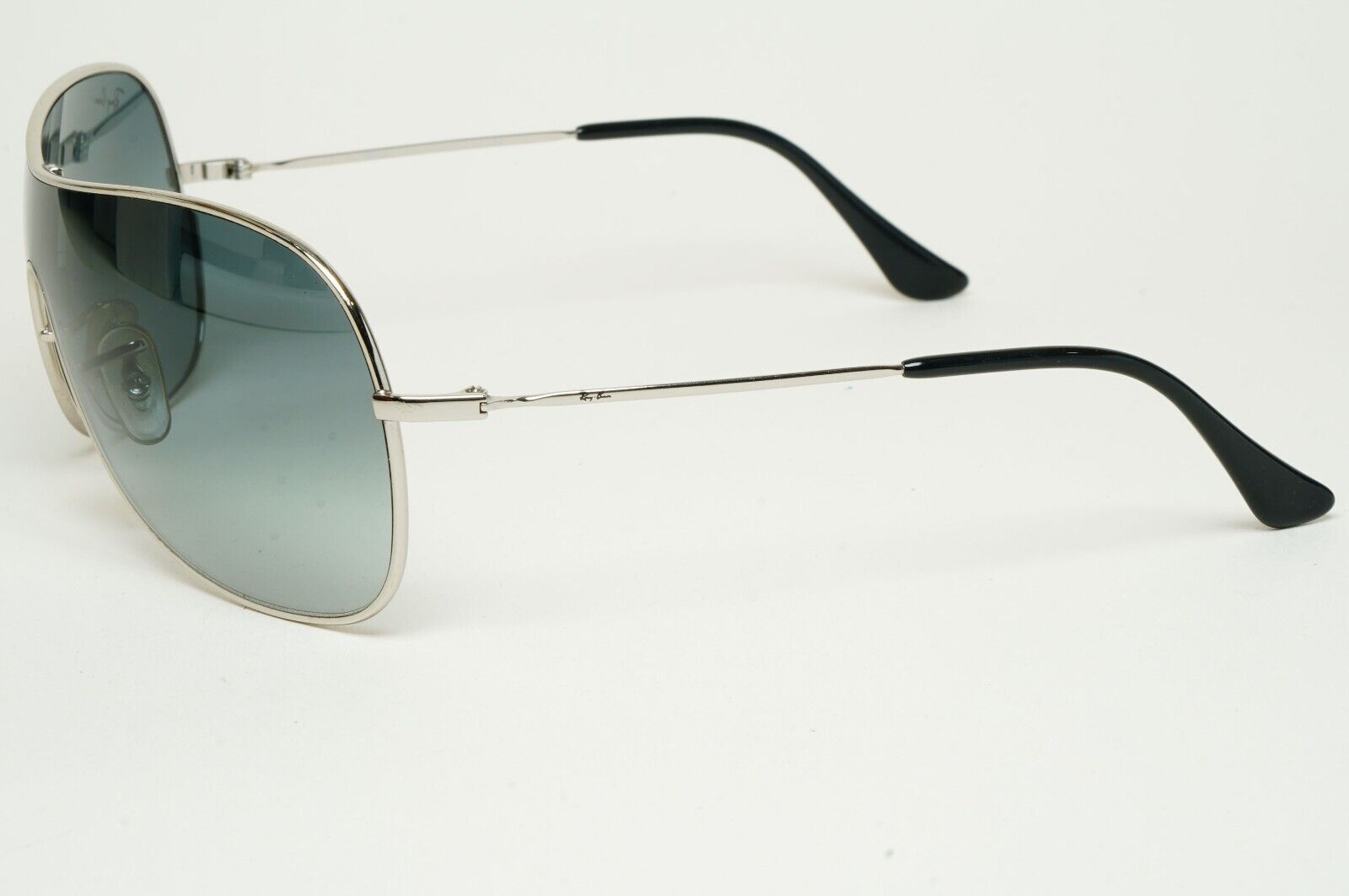 Ray-Ban Sunglasses 2005 Vintage Shield Grey Silver RB 3211 003/8G Small 310125