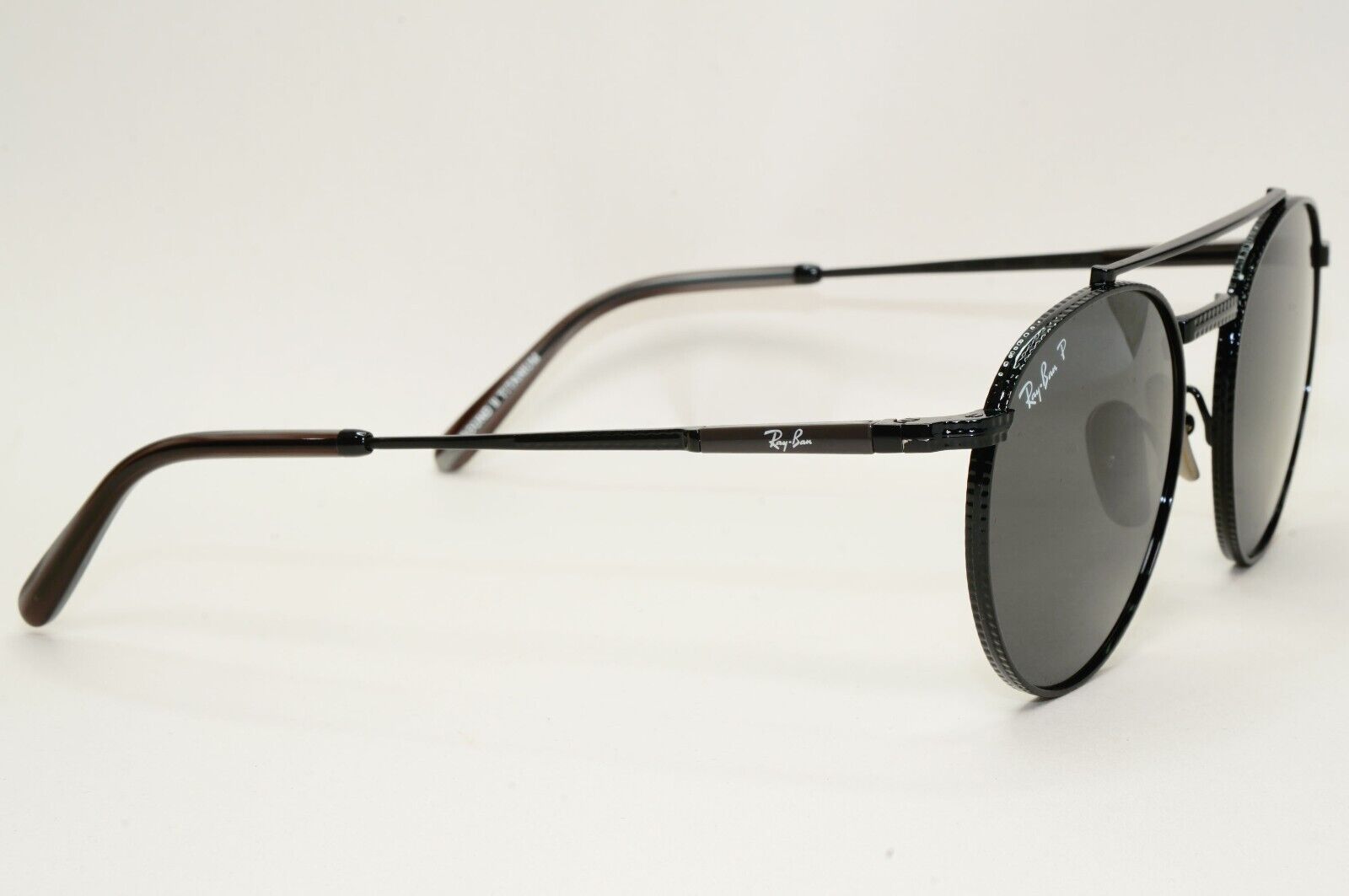 Ray-Ban Sunglasses Round II Titanium Polarised Black RB 8237 3141/K8 53mm