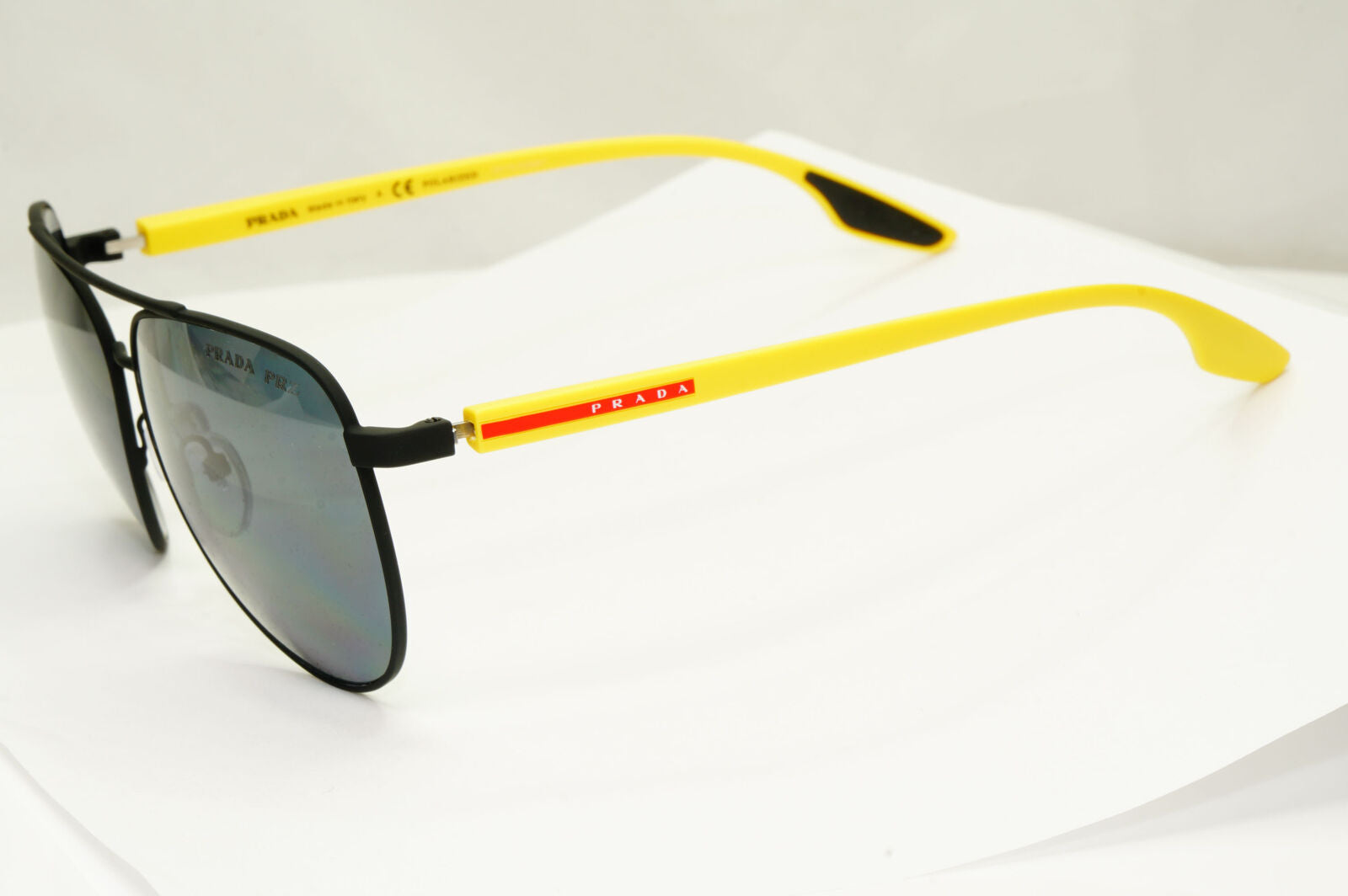 Prada Polarized Black Sunglasses Yellow Red Stripe Pilot PS52WS SPS 52W 08W-02G