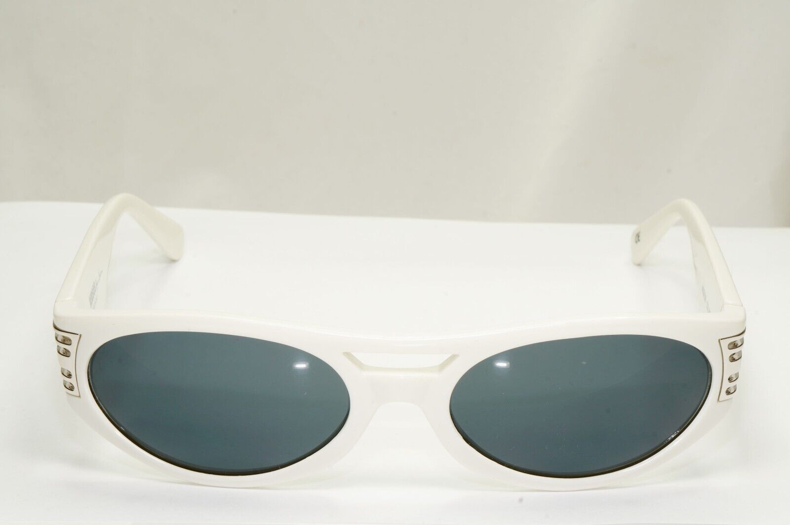 Versus Sunglasses 1996 by Gianni Versace Vintage White Grey MOD E30 COL 850