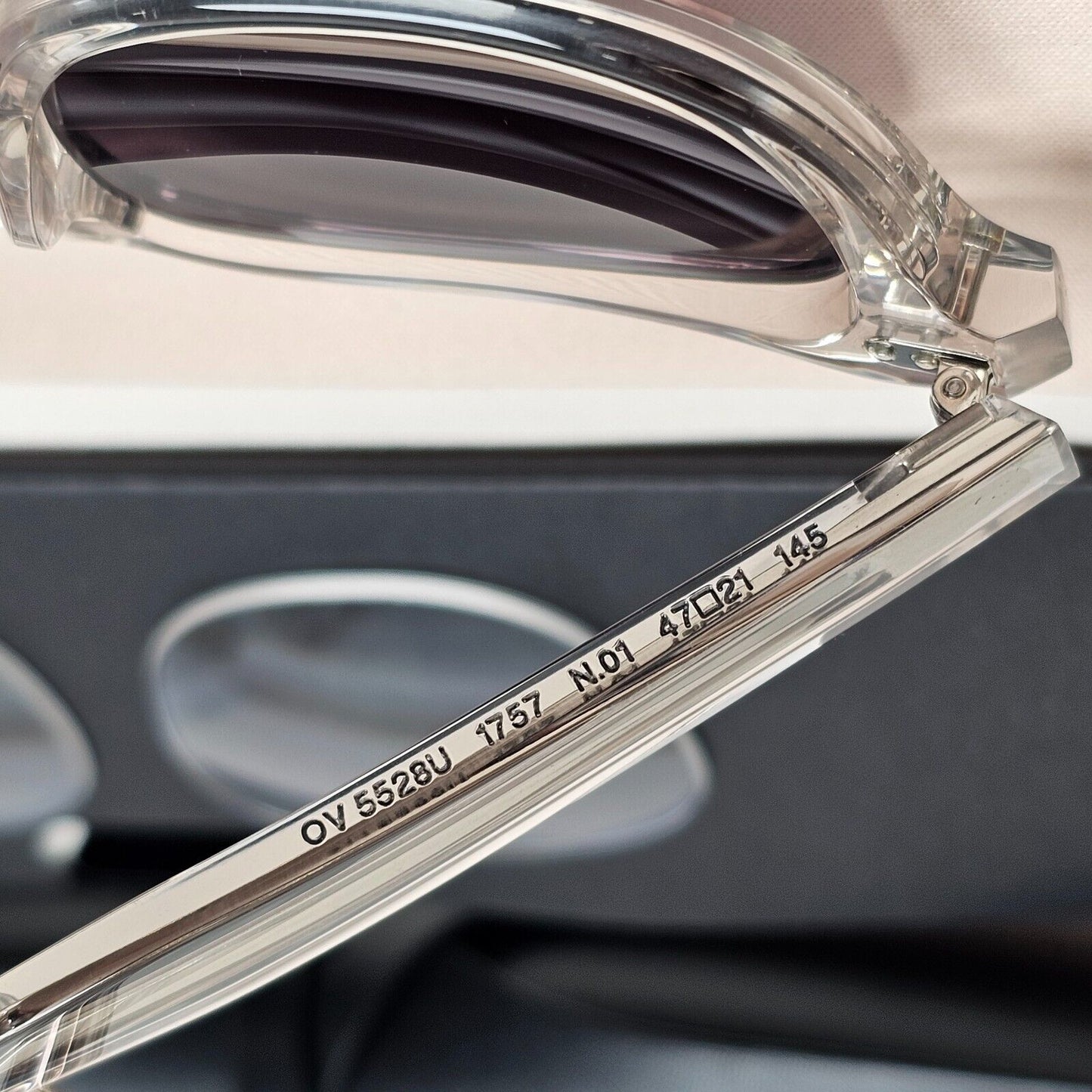 Oliver Peoples Sunglasses Black Clear Transparent Crystal OV 5528U N01 1757 47mm