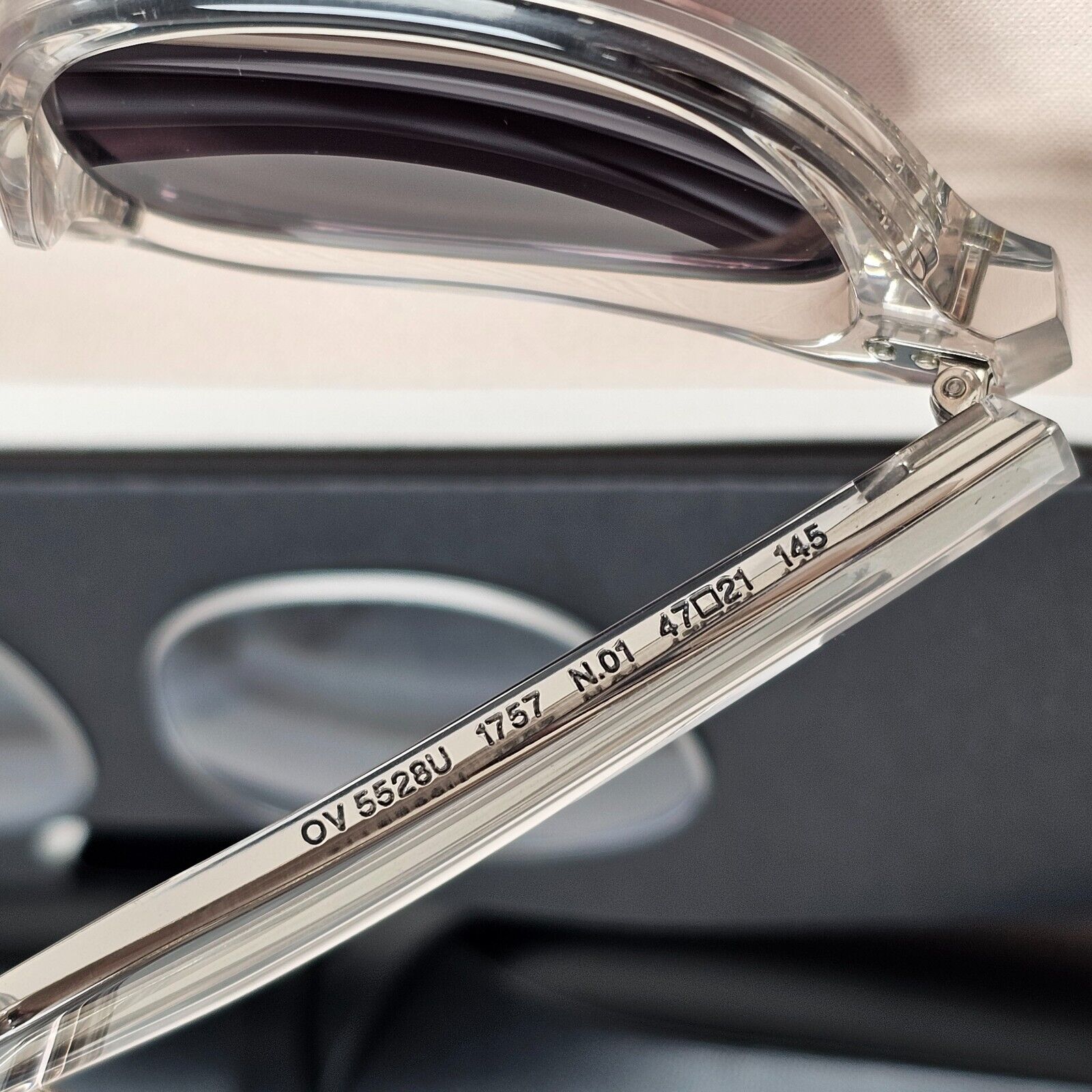 Oliver Peoples Sunglasses Black Clear Transparent Crystal OV 5528U N01 1757 47mm