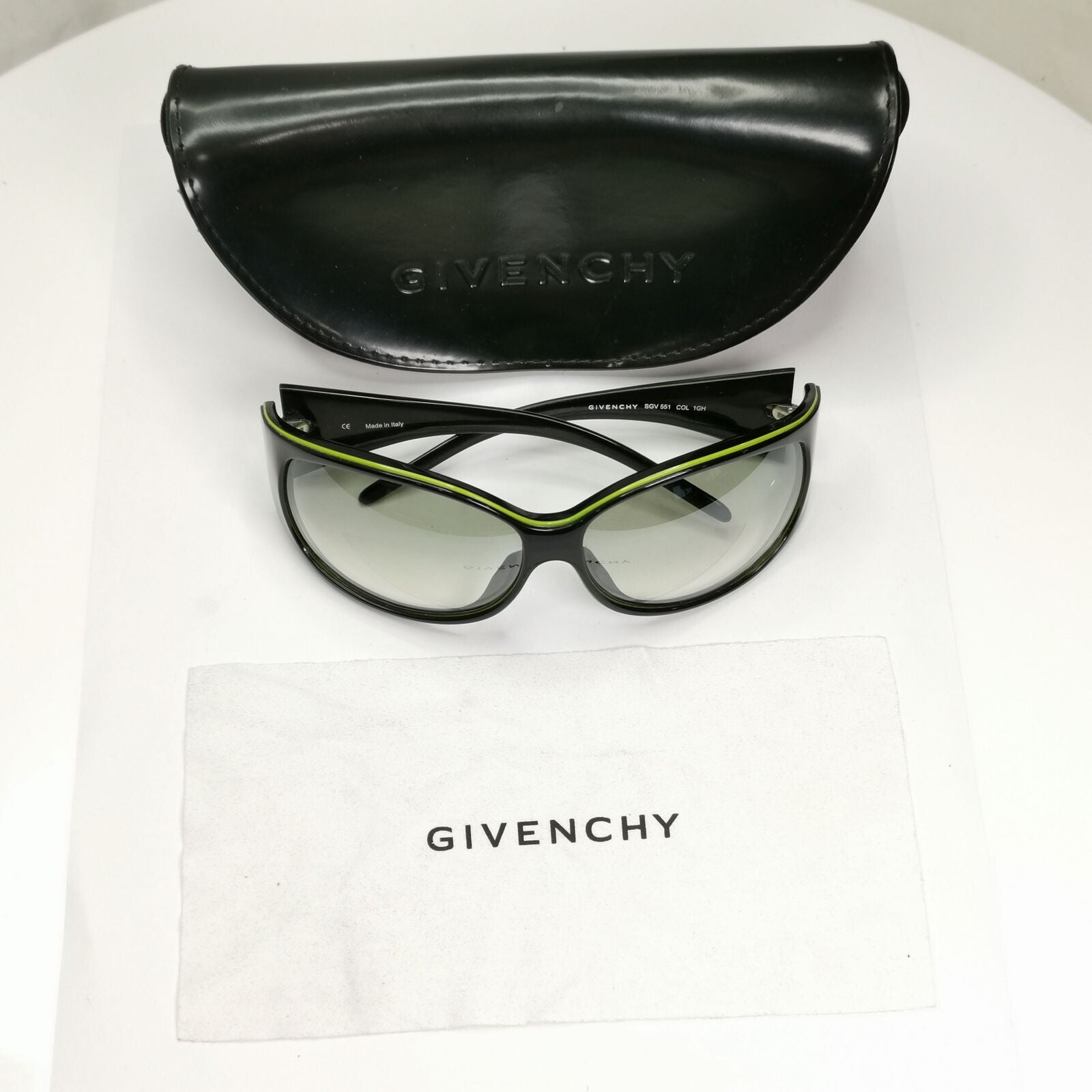 Givenchy Black Womens Vintage Designer Sunglasses SGV 551 1GH 36054