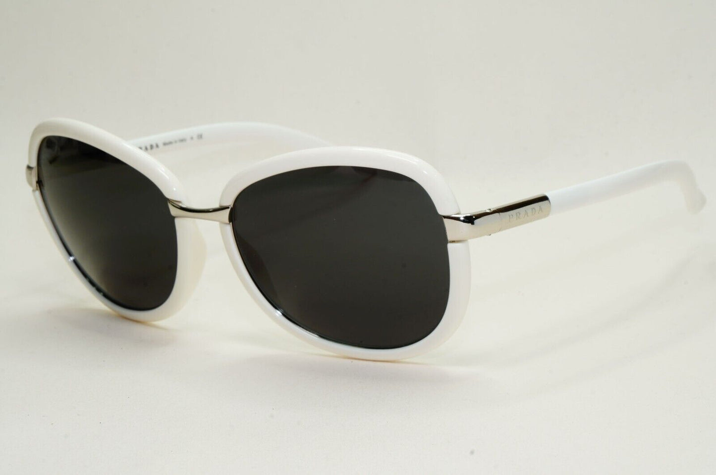 Prada Sunglasses 2008 Vintage White Black Silver PR62LS SPR 62L 1BC-6S1 141024