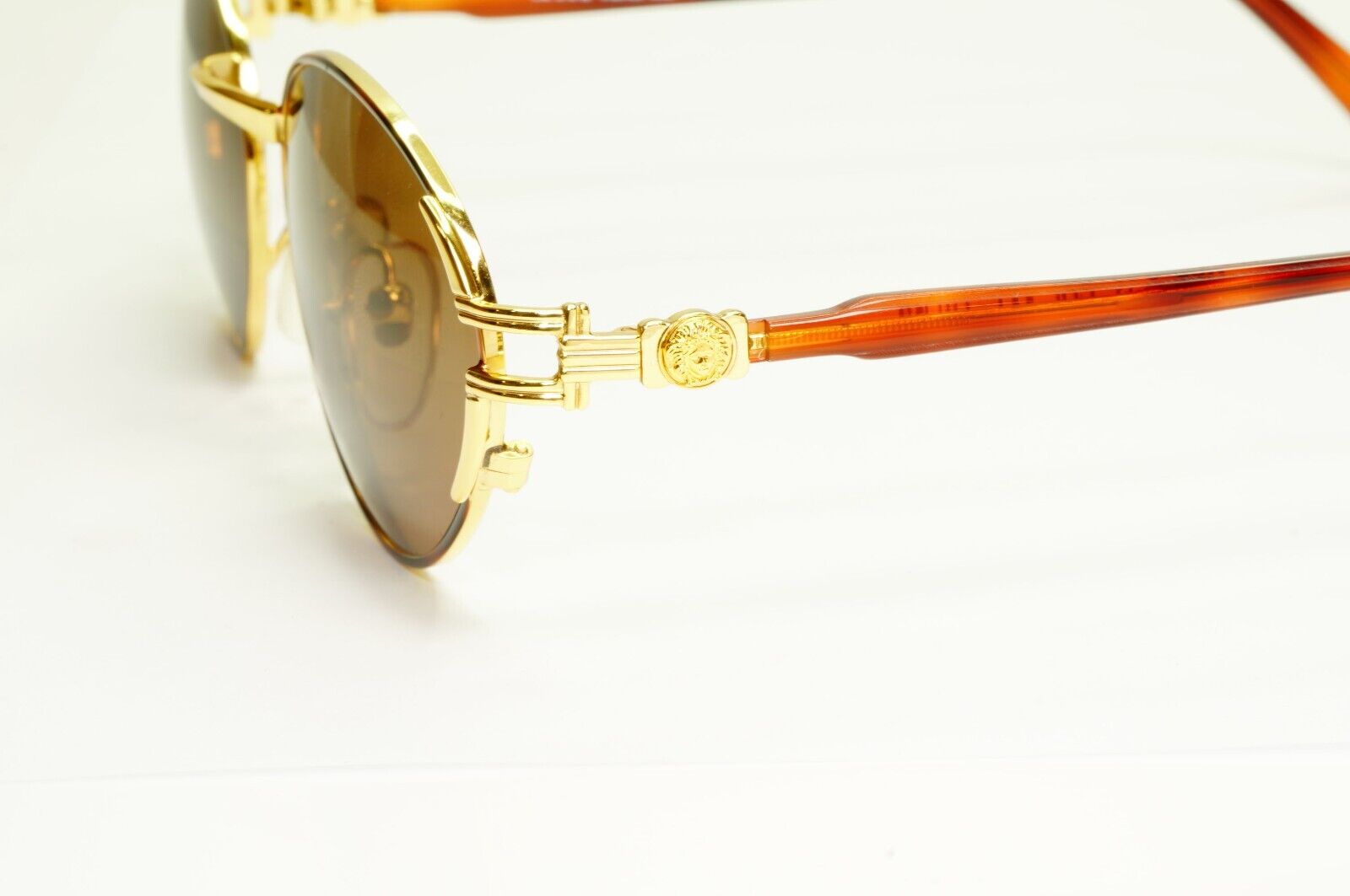 Gianni Versace 1995 Vintage Sunglasses Gold Medusa Brown MOD G23 COL 14L A