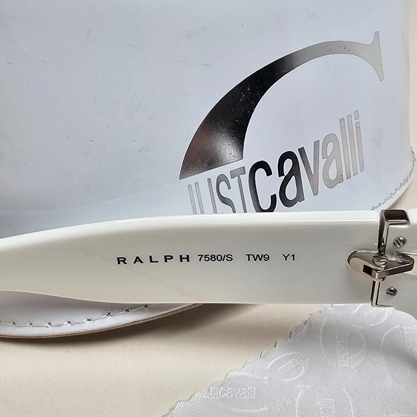 Ralph Lauren Sunglasses 2006 Vintage White Grey Wrap Unisex 7580/S TW9Y1 211124