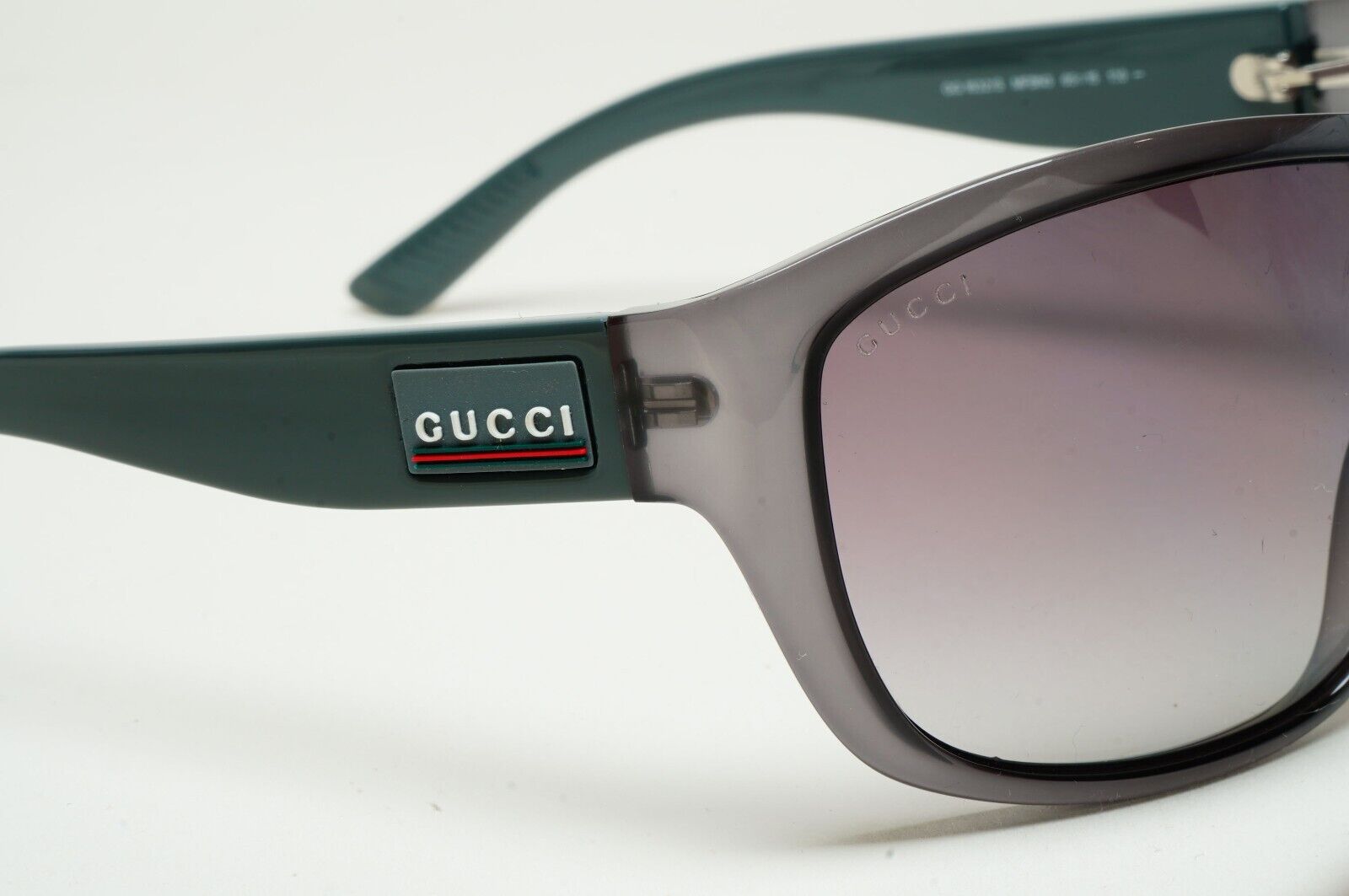 Gucci Sunglasses 2006 Vintage Grey Wrap Green GG 1632/S MFBN3 100225